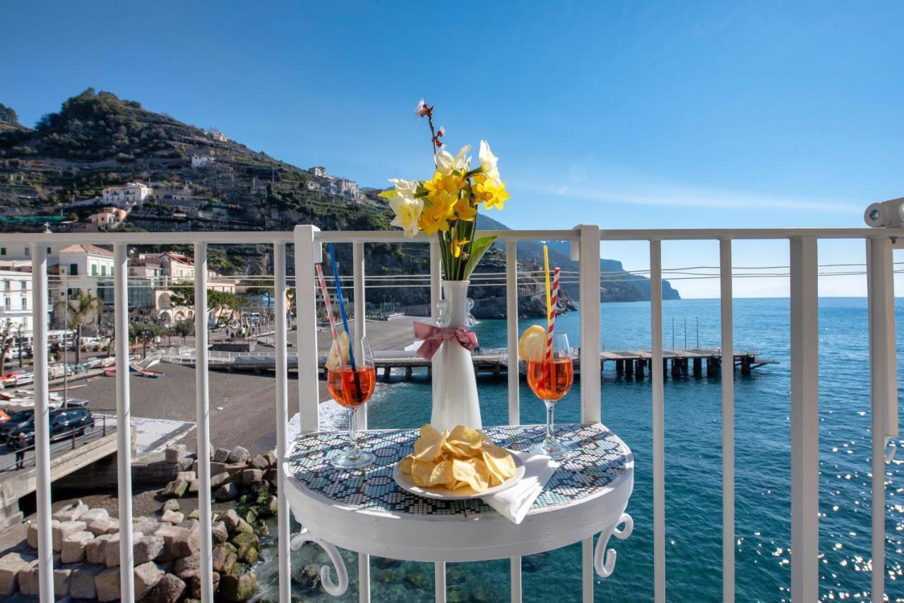 Il Nido Del Gabbiano Apartment มินอริ ภายนอก รูปภาพ